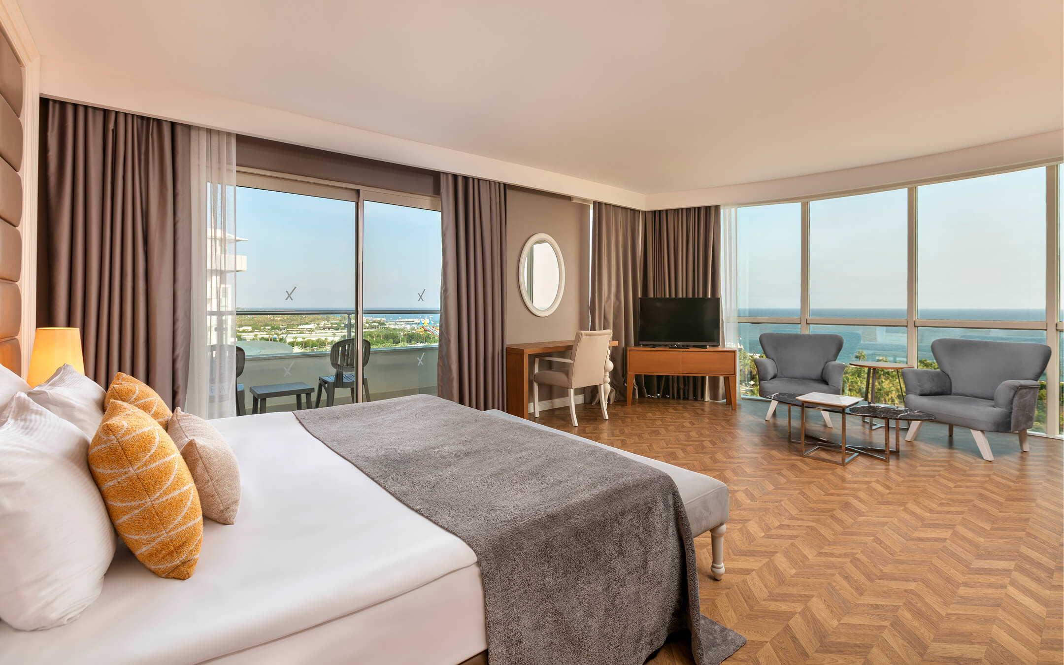 Jacuzzi Suite