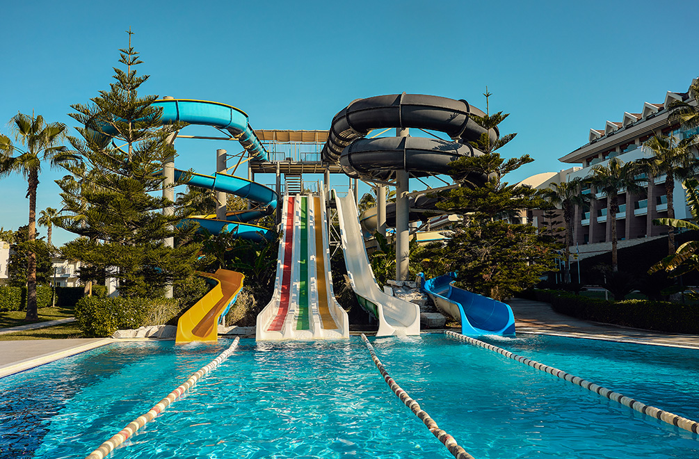 <p>Sherwood Dream Resort, suyun en heyecanlı halini adrenalin dolu bir serüvenle bir araya getirir.</p>