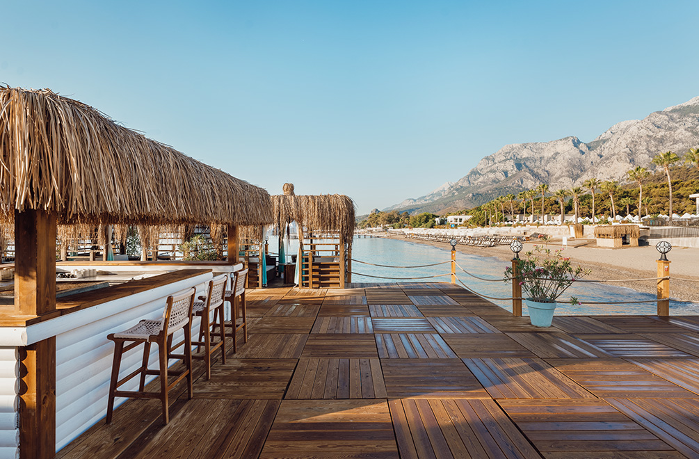 <p>The Meeting Point of Serenity and Elegance</p>