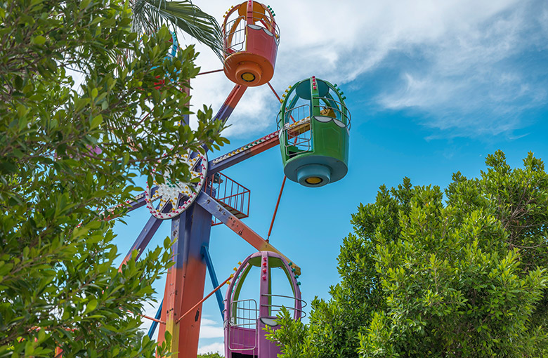 <p>Lunapark</p>